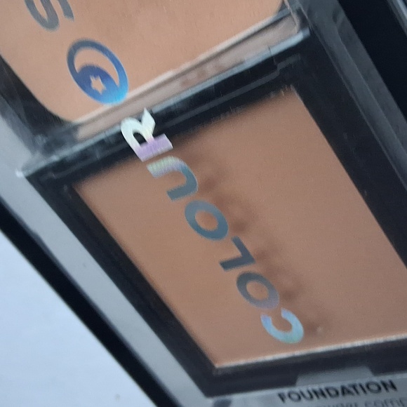 Colourspell Foundation Matte Powder Compact In  Tan - Picture 3 of 4